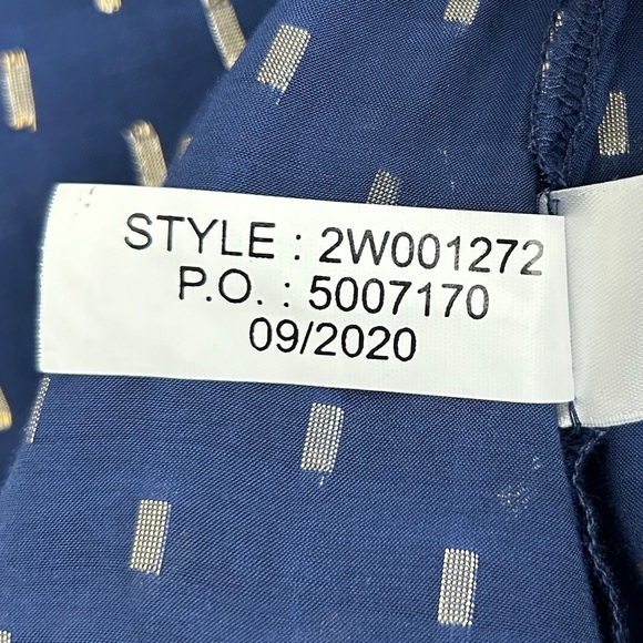 Vinyard Vines Lurex Clip Dot Silk Blend Semi-Sheer Top (XS) - Picture 15 of 16